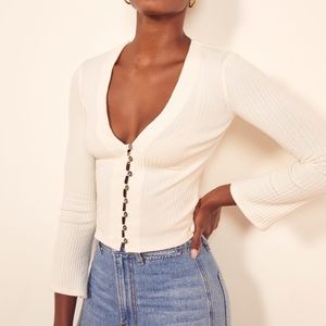 Reformation Gellar knit top in cream color - never worn, condition like new!